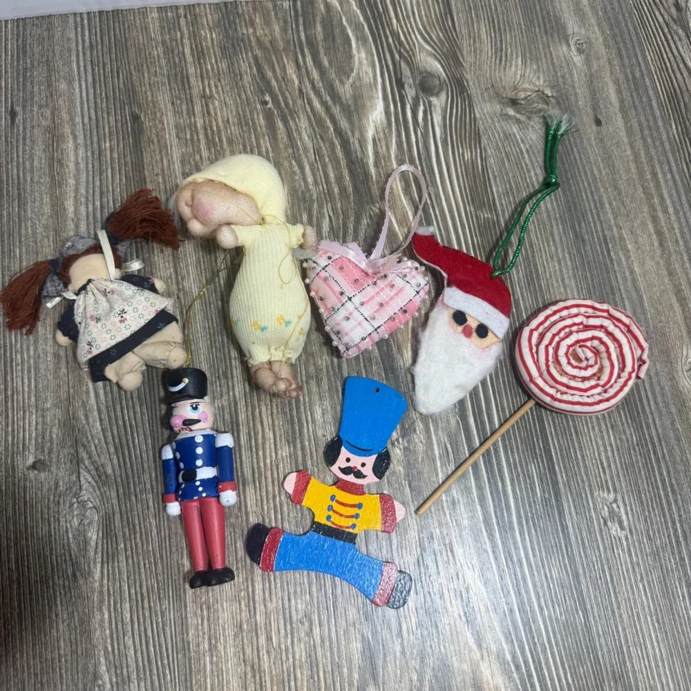 Vintage Christmas Ornament Lot Wood Nutcracker Soft Sculpture Dolls Santa Heart